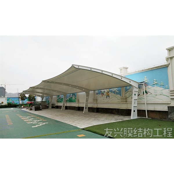 云南景觀膜結(jié)構(gòu)的防火性能如何？有哪些提高防火安全性的措施？